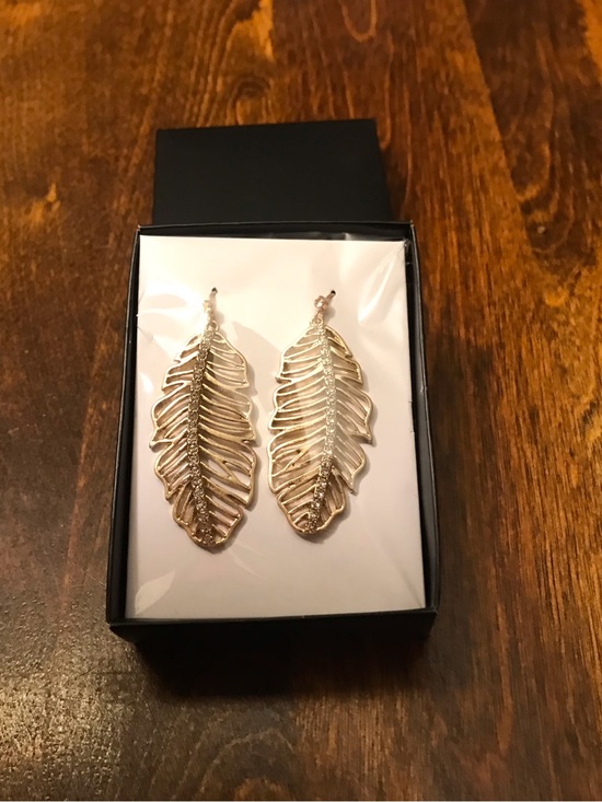Avon Jewelry - Avon Gold Feather Dangle Earrings